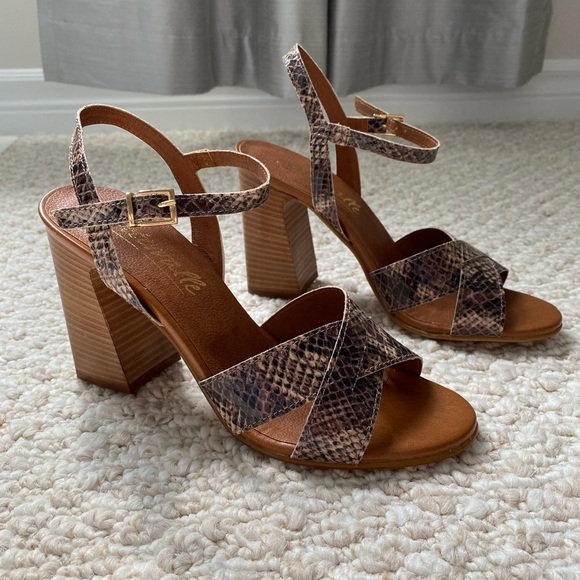 BNWT L’INTERVALLE snake skin leather sandals - Picture 1 of 7
